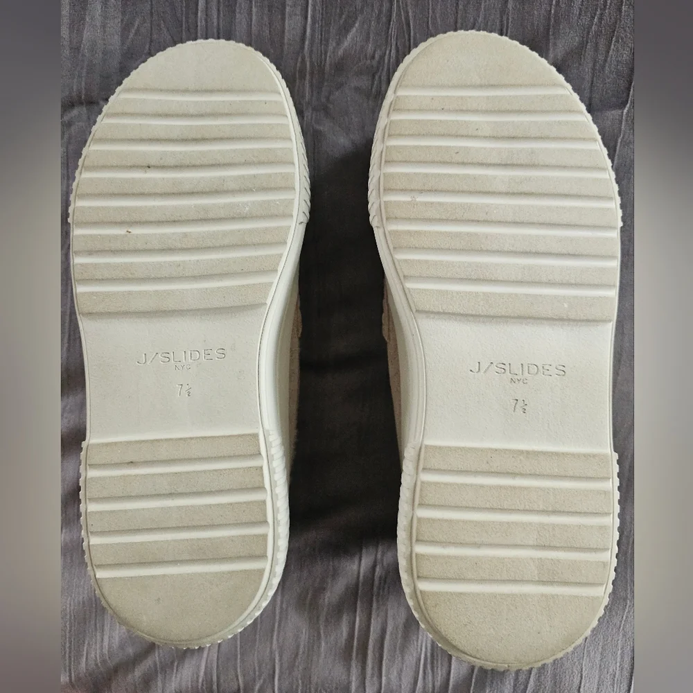 JSlides Metallic Gold Platform Loafer - Picture 6 of 7